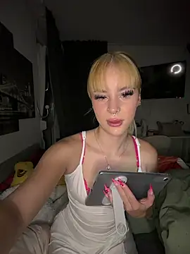 NastiLuv webcam