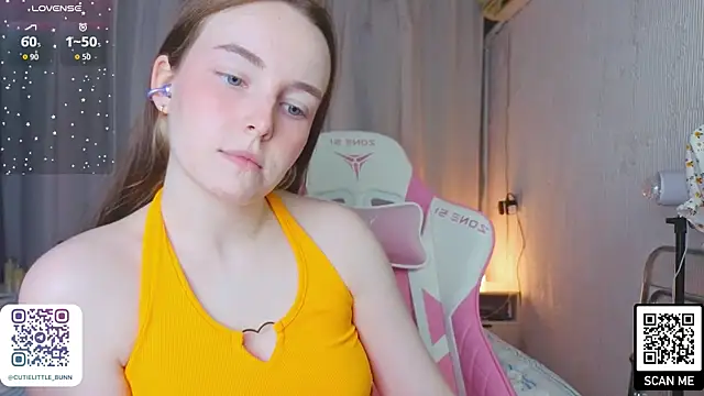 bae_cake_ webcam