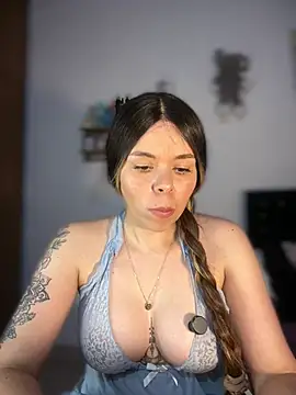 carolina16love webcam