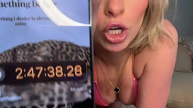 piperrae - Piperrae's free webcam - UK Sex Cams