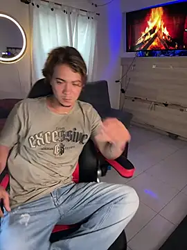 AngelLatinBoy webcam