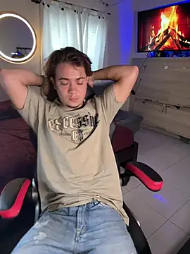 AngelLatinBoy webcam
