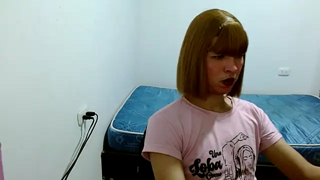 estefania224 webcam