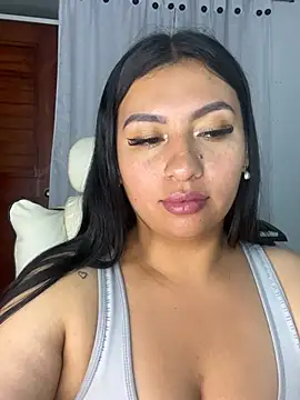 Issa_Santana webcam