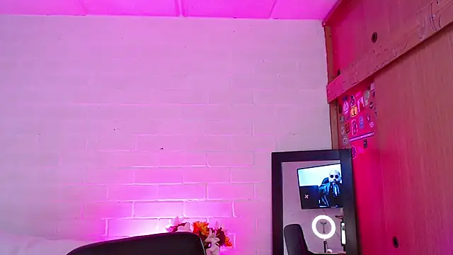 Amy66 webcam