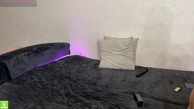 Love-me-miss webcam