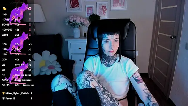 Bloood__Mary webcam