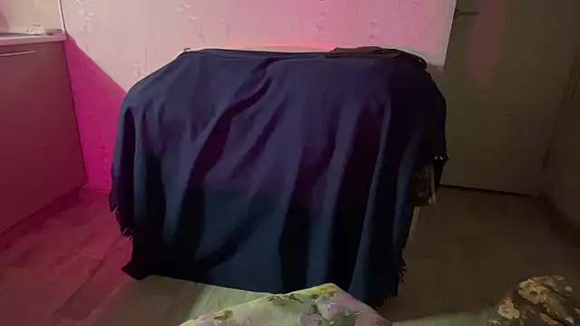 GrayceDeclet webcam