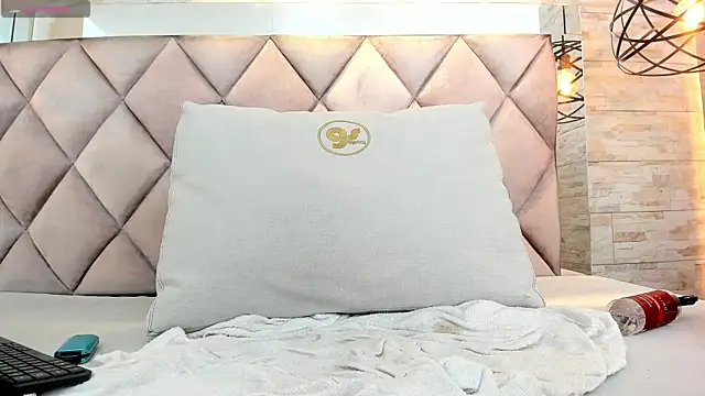 laura_rouse_ webcam