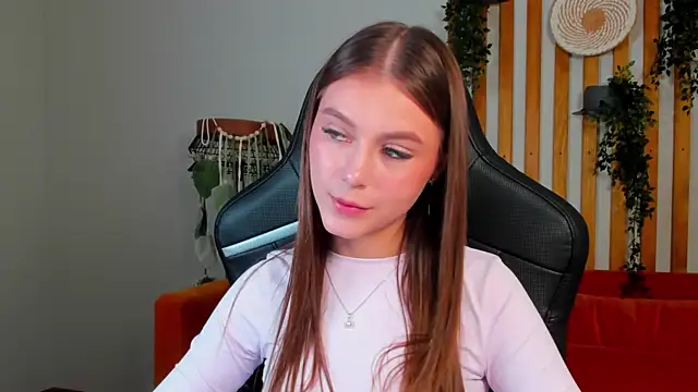 EricaFoxes webcam