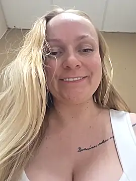 bondgirl_013 (F milf) - Cum squirt