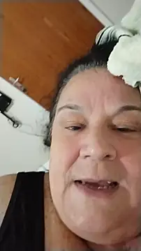Yaya_Mineira webcam