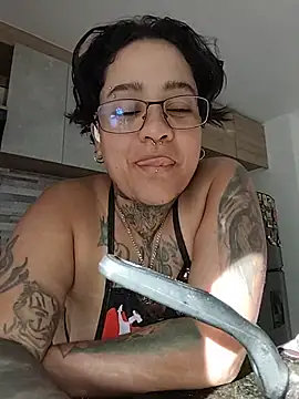 Techno_420_ webcam