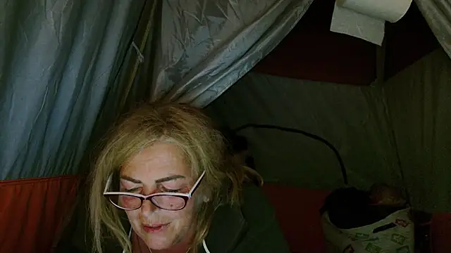 YulliaMilf webcam