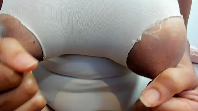 zara_lopez webcam