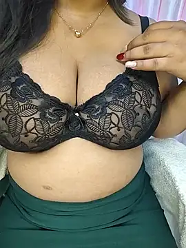 Curvy_Pooja webcam
