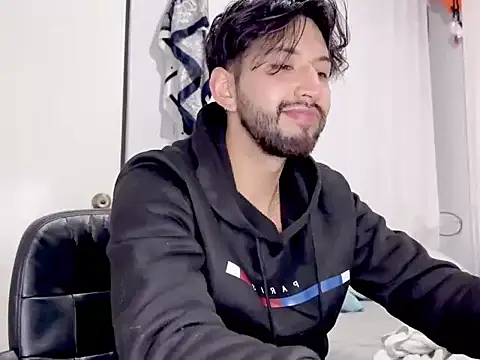 thomass1018 webcam