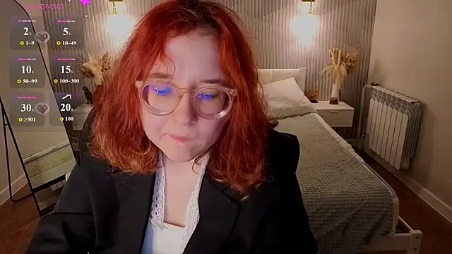 Aleks-casterrr live cam on StripChat