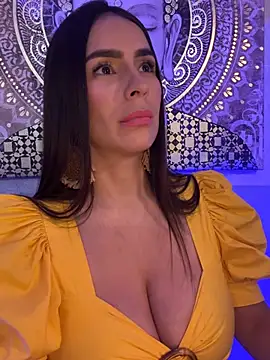 Mau_White webcam