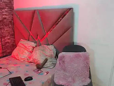 Keily_Tsx1 webcam