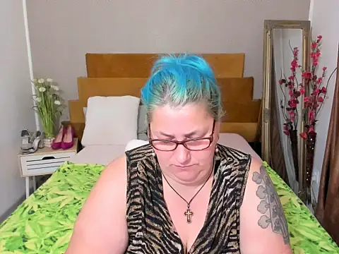 Sugarmommy_69X webcam