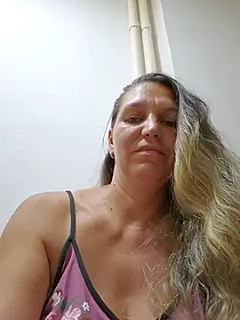 KamillaSpencer webcam
