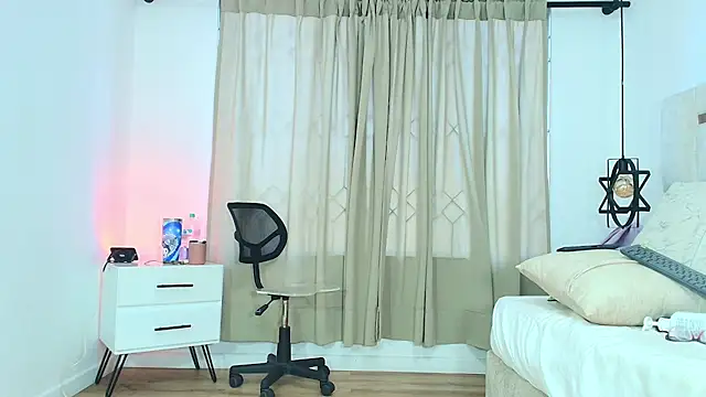 Sara_BigAss- webcam