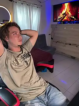 AngelLatinBoy webcam