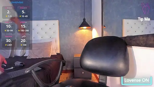 Jara_Chick webcam