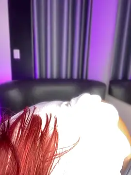 Miaa_Foxx03 webcam