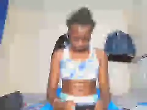 cherrysmile15 - CherrySmile15's free webcam - UK Sex Cams