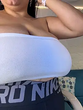 DaniaMillerr_ webcam
