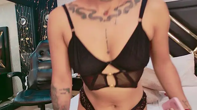 SabrinaBluee webcam