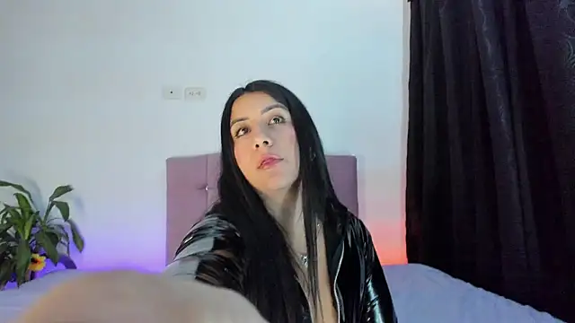 marielatex - MarieLatex's free webcam - UK Sex Cams