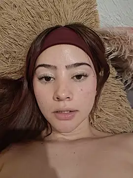 Alejita699 webcam