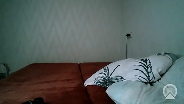 pink_pikachu_ webcam