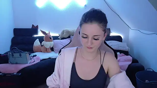 Melly4You webcam