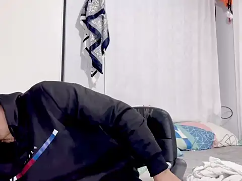 thomass1018 webcam