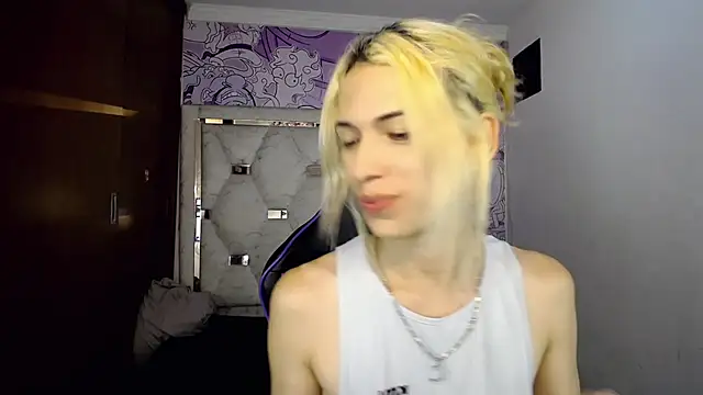 Larry_craft webcam