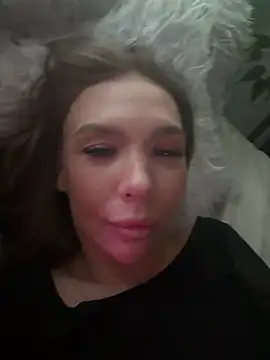 -AlysonHuxley- webcam