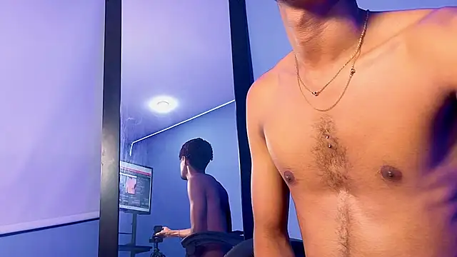 Alex_Bloom webcam