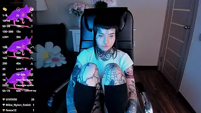 Bloood__Mary webcam
