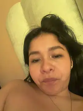 ValentinaLuciana webcam