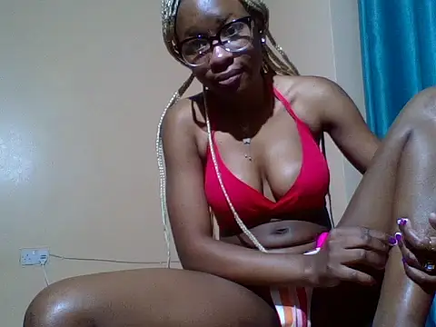EbonyJuly webcam