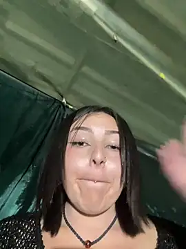 Aly_96 webcam