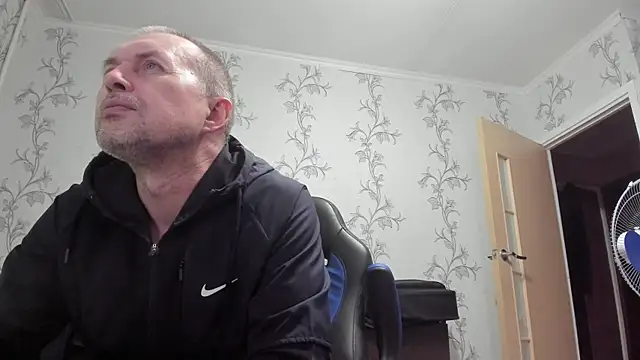 SanFrantsisko live cam on StripChat