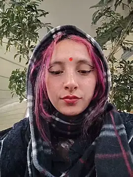 _Laary_Lily webcam