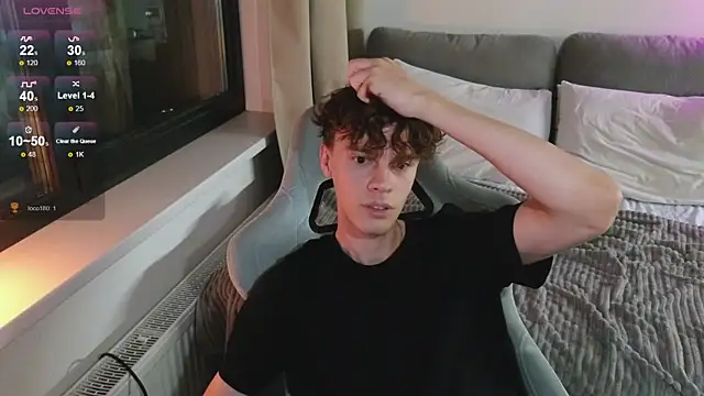 cute_thomas webcam