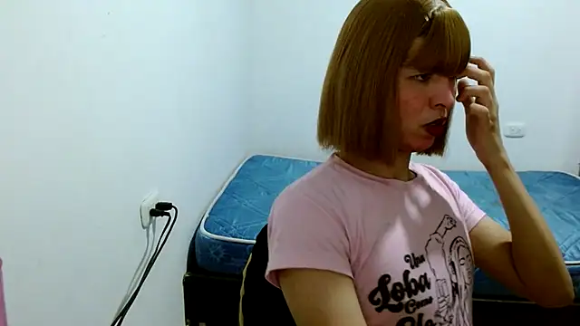 estefania224 webcam