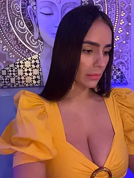 mau_white (F milf) - fingering in the bathroom